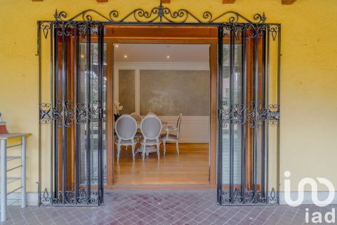 Продажа дома в Мадрид, Испания 5 спален, 555м2 №153572 - фото 24