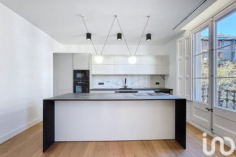 Dzīvoklis pārdošanā Barcelona, Spānijā 4 istabas, 175 m2 Nr. 153571 - attēls 2