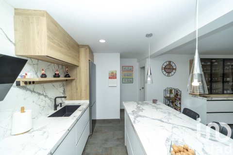 Lägenhet till salu i Leon, Spanien 4 sovrum, 220 kvm. Nr. 153568 - foto 5