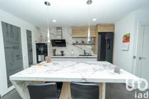 Lägenhet till salu i Leon, Spanien 4 sovrum, 220 kvm. Nr. 153568 - foto 3