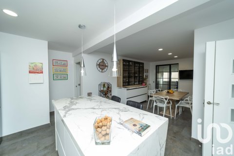 Lägenhet till salu i Leon, Spanien 4 sovrum, 220 kvm. Nr. 153568 - foto 7