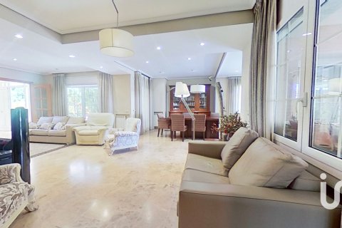 Talo myytävänä Salou, Tarragona, Espanja, 5 makuuhuonetta, 653 m2 No. 153574 - kuva 11