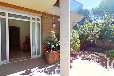 Talo myytävänä Salou, Tarragona, Espanja, 5 makuuhuonetta, 653 m2 No. 153574 - kuva 9