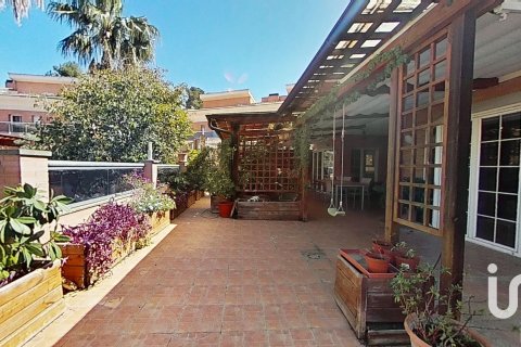 Talo myytävänä Salou, Tarragona, Espanja, 5 makuuhuonetta, 653 m2 No. 153574 - kuva 6