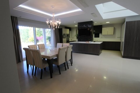 Villa à vendre Cullera, Valencia, Espagne, 4 chambres, 398 m2 No. 116475 - photo 8