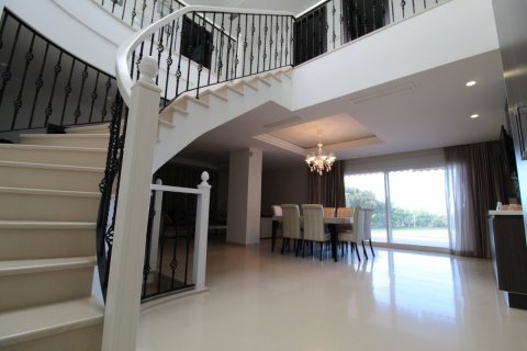 Villa à vendre Cullera, Valencia, Espagne, 4 chambres, 398 m2 No. 116475 - photo 11