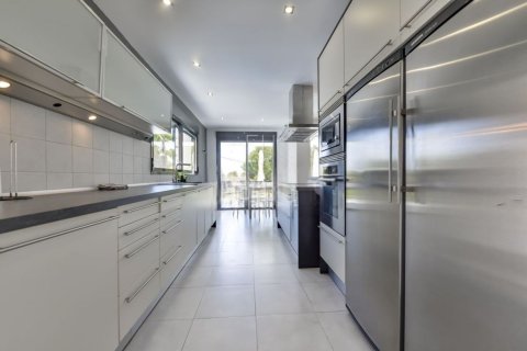 Land plot for sale in Altea, Alicante, Spain 4 bedrooms, 260 sq.m. No. 179802 - photo 8
