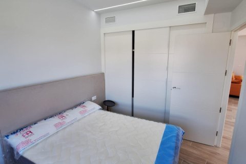 Apartment for sale in Villamartin, Alicante, Spain 2 bedrooms, 85 sq.m. No. 165355 - photo 19