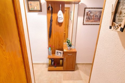 Apartment for sale in Guardamar del Segura, Alicante, Spain 3 bedrooms, 73 sq.m. No. 183602 - photo 5