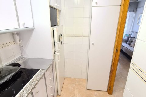 Apartment for sale in Guardamar del Segura, Alicante, Spain 3 bedrooms, 73 sq.m. No. 183602 - photo 15