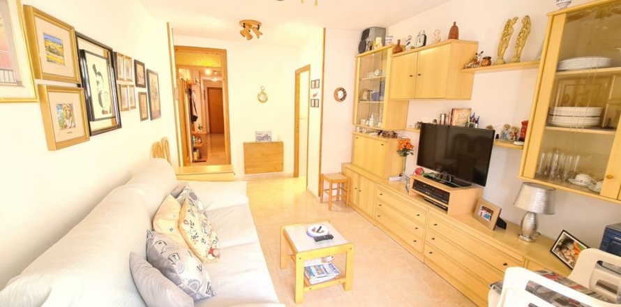Apartment in Guardamar del Segura, Alicante, Spain 3 bedrooms, 73 sq.m. No. 183602