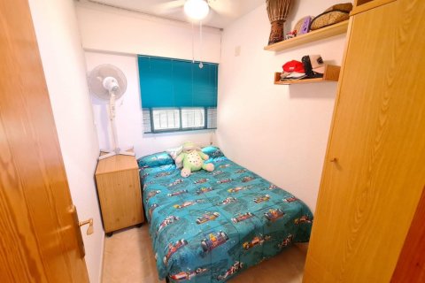 Apartment for sale in Guardamar del Segura, Alicante, Spain 3 bedrooms, 73 sq.m. No. 183602 - photo 10