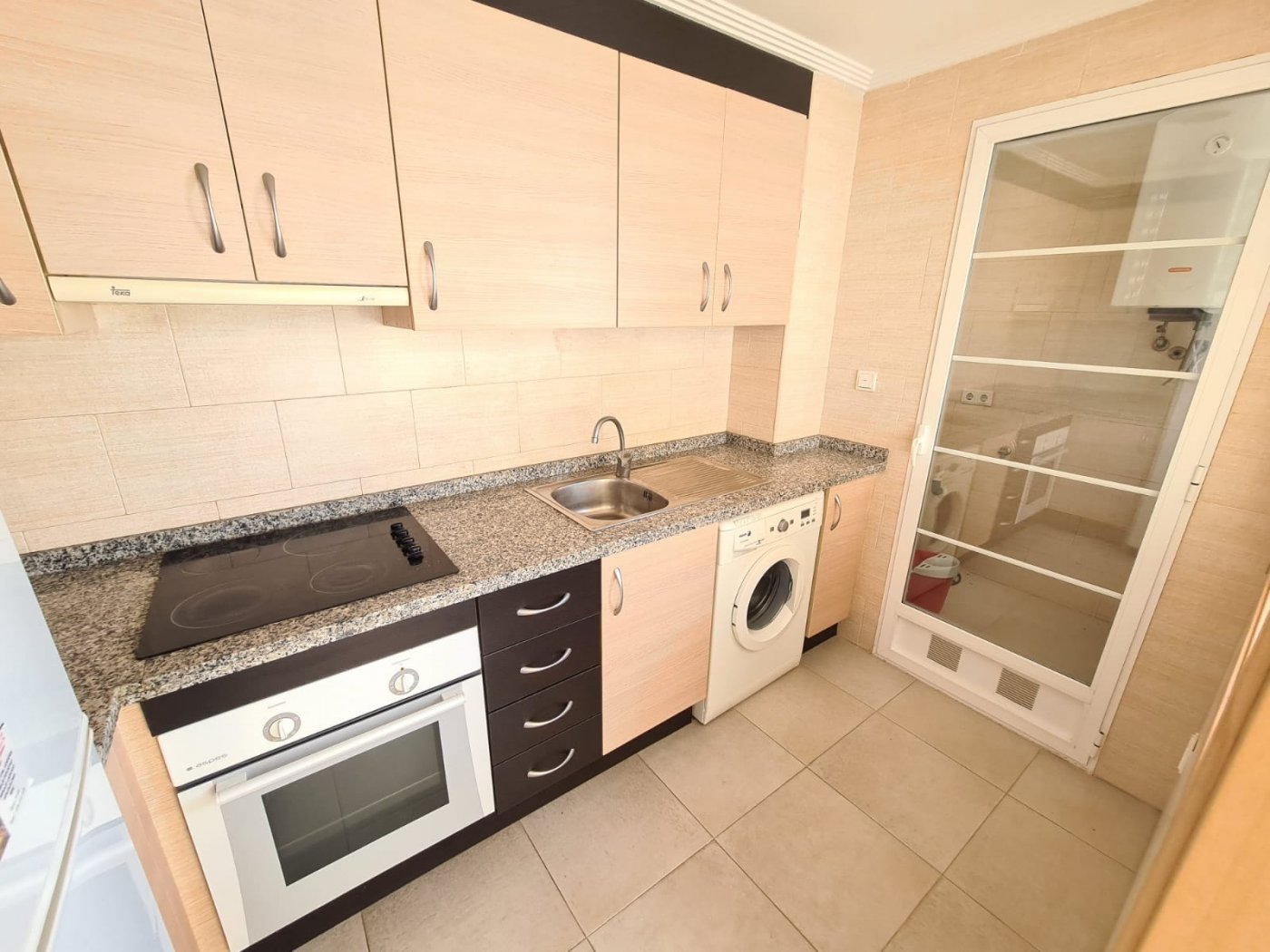 Apartamento en Guardamar del Segura, Alicante, España 2 dormitorios, 69 m2 No. 183600