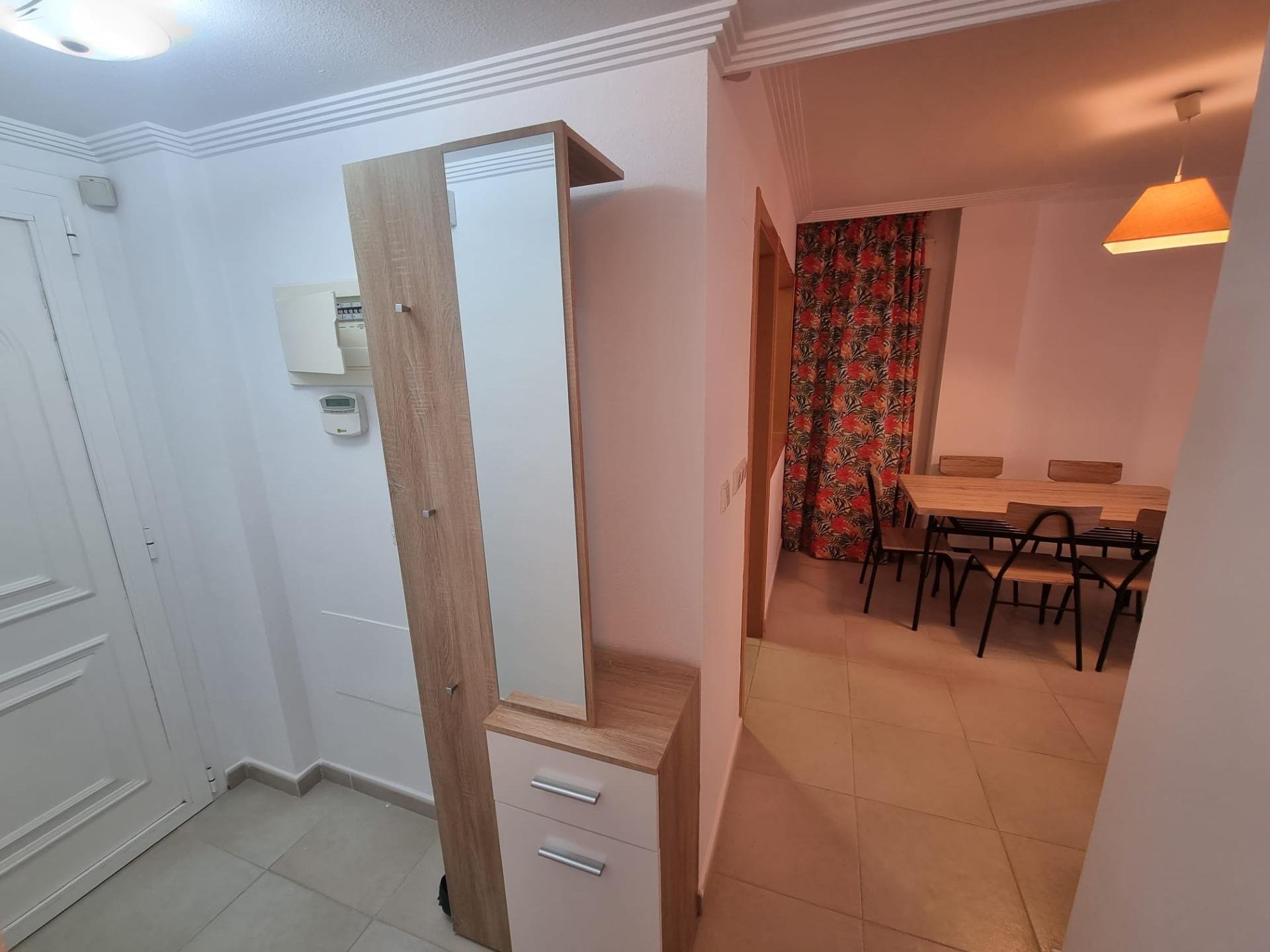 Apartamento en Guardamar del Segura, Alicante, España 2 dormitorios, 69 m2 No. 183600