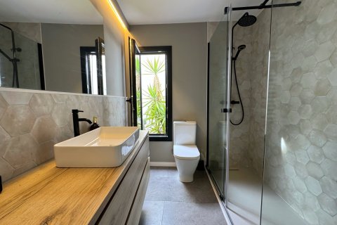 Talo myytävänä Blanes, Girona, Espanja, 4 makuuhuonetta, 180 m2 No. 155287 - kuva 29