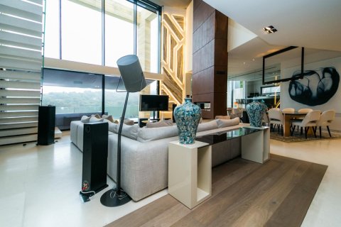 Huvila vuokrattavana Las Rozas de Madrid, Madrid, Espanja, 7 makuuhuonetta, 750 m2 No. 155286 - kuva 6