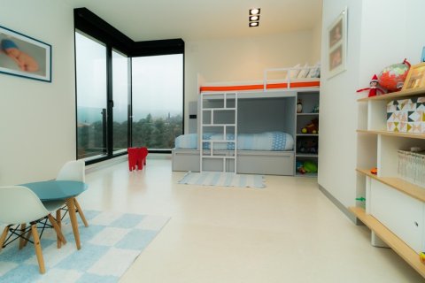 Huvila vuokrattavana Las Rozas de Madrid, Madrid, Espanja, 7 makuuhuonetta, 750 m2 No. 155286 - kuva 20