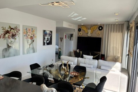 Wohnung zum Verkauf in Alicante, Spanien 3 Schlafzimmer, Nr. 190347 - Foto 19