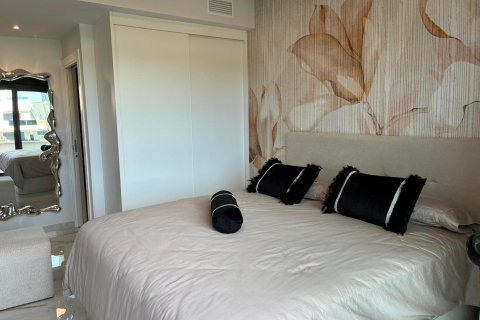 Wohnung zum Verkauf in Alicante, Spanien 3 Schlafzimmer,  Nr. 190347 - Foto 12