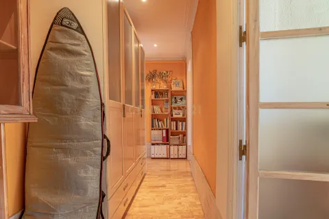 Apartment for sale in Barcelona, Spain 8 bedrooms, 230 sq.m. No. 166943 - photo 14