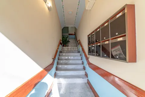Apartment for sale in Barcelona, Spain 8 bedrooms, 230 sq.m. No. 166943 - photo 26