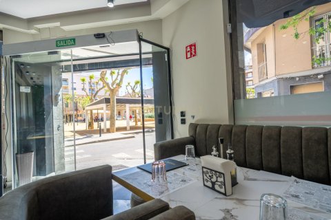 Commercial property for sale in Calella, Barcelona, Spain 252 sq.m. No. 166947 - photo 9