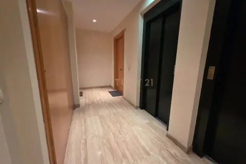 Huoneisto myytävänä Sabadell, Barcelona, Espanja, 4 makuuhuonetta, 90 m2 No. 166941 - kuva 27