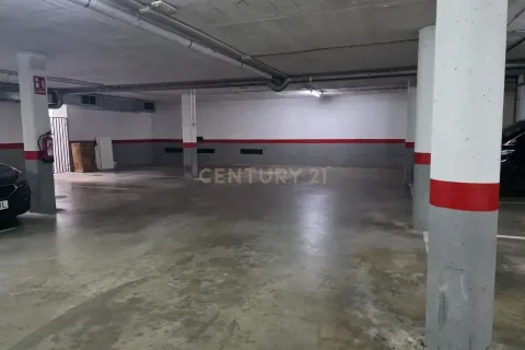 Huoneisto myytävänä Sabadell, Barcelona, Espanja, 4 makuuhuonetta, 90 m2 No. 166941 - kuva 30