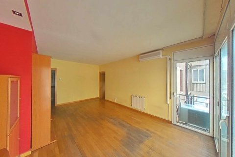 Huoneisto myytävänä Sabadell, Barcelona, Espanja, 4 makuuhuonetta, 90 m2 No. 166941 - kuva 7