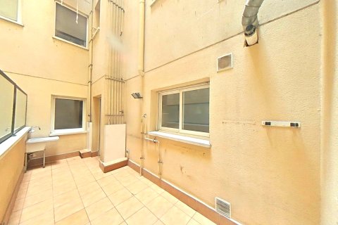 Huoneisto myytävänä Sabadell, Barcelona, Espanja, 4 makuuhuonetta, 90 m2 No. 166941 - kuva 10