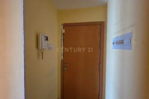 Huoneisto myytävänä Sabadell, Barcelona, Espanja, 4 makuuhuonetta, 90 m2 No. 166941 - kuva 4