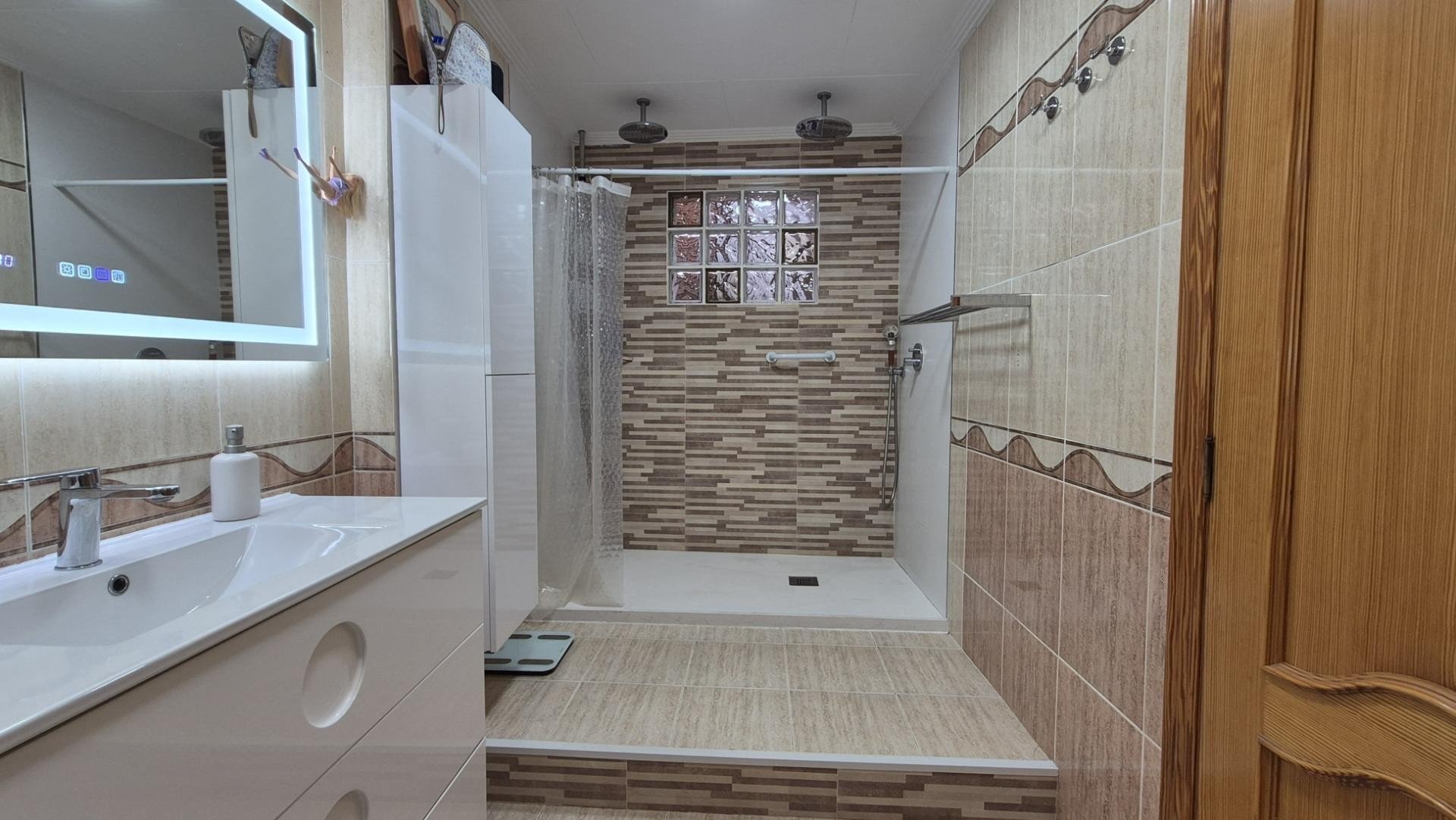 Dzīvoklis Valencia, Spānijā 3 istabas, 150 m2 Nr. 133309