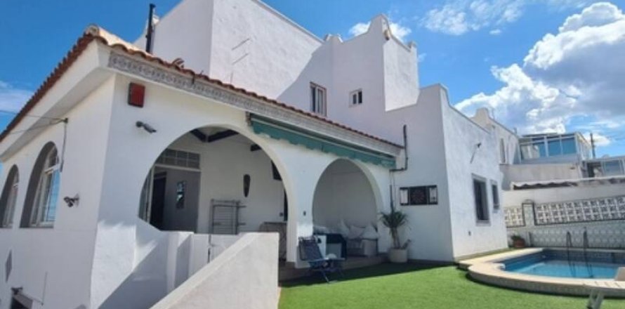 Villa Urbanizacion Las Filipinas, Alicante, Spain 6 bedrooms, 289 sq.m. No. 133306