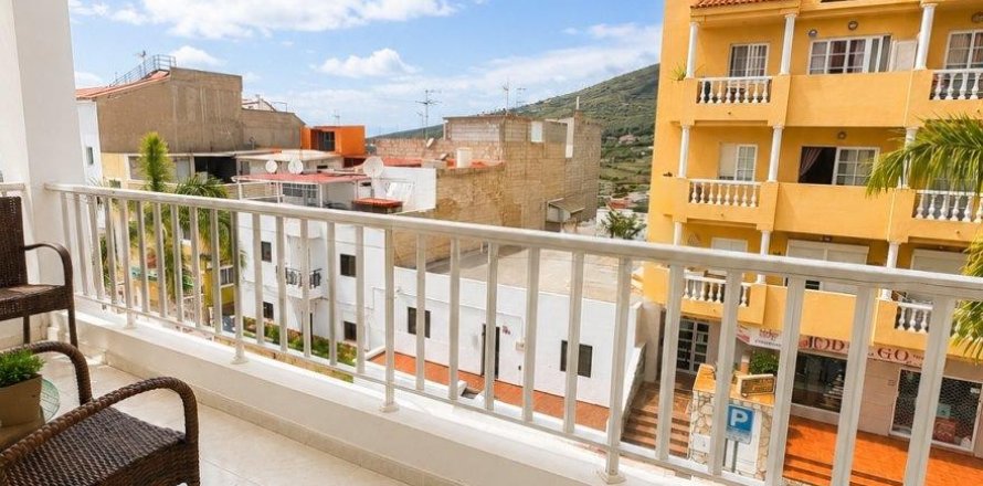 Huoneisto Adeje, Tenerife, Espanja 2 makuuhuonetta, 60 m2 No. 194473
