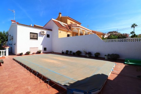 Villetta a schiera a Benijofar, Alicante, Spagna 3 camere da letto, 74 mq. N° 146579