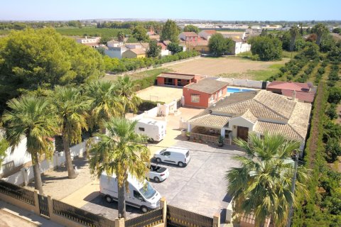Finca in Daya Vieja, Alicante, Spanien 6 Schlafzimmer, 299 m2 Nr. 146578