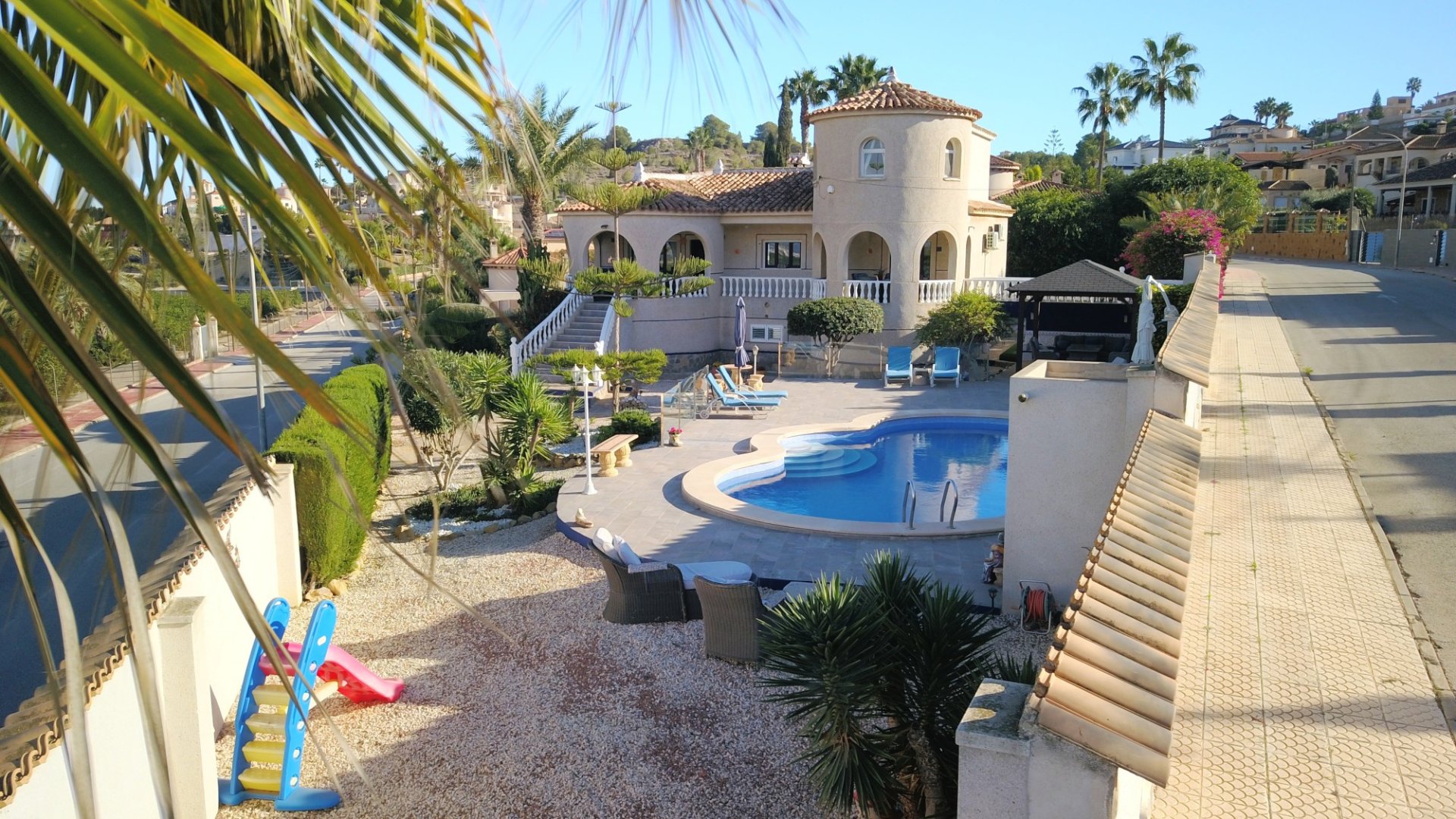 Villa en Algorfa, Alicante, España 5 dormitorios, 375 m2 No. 146581