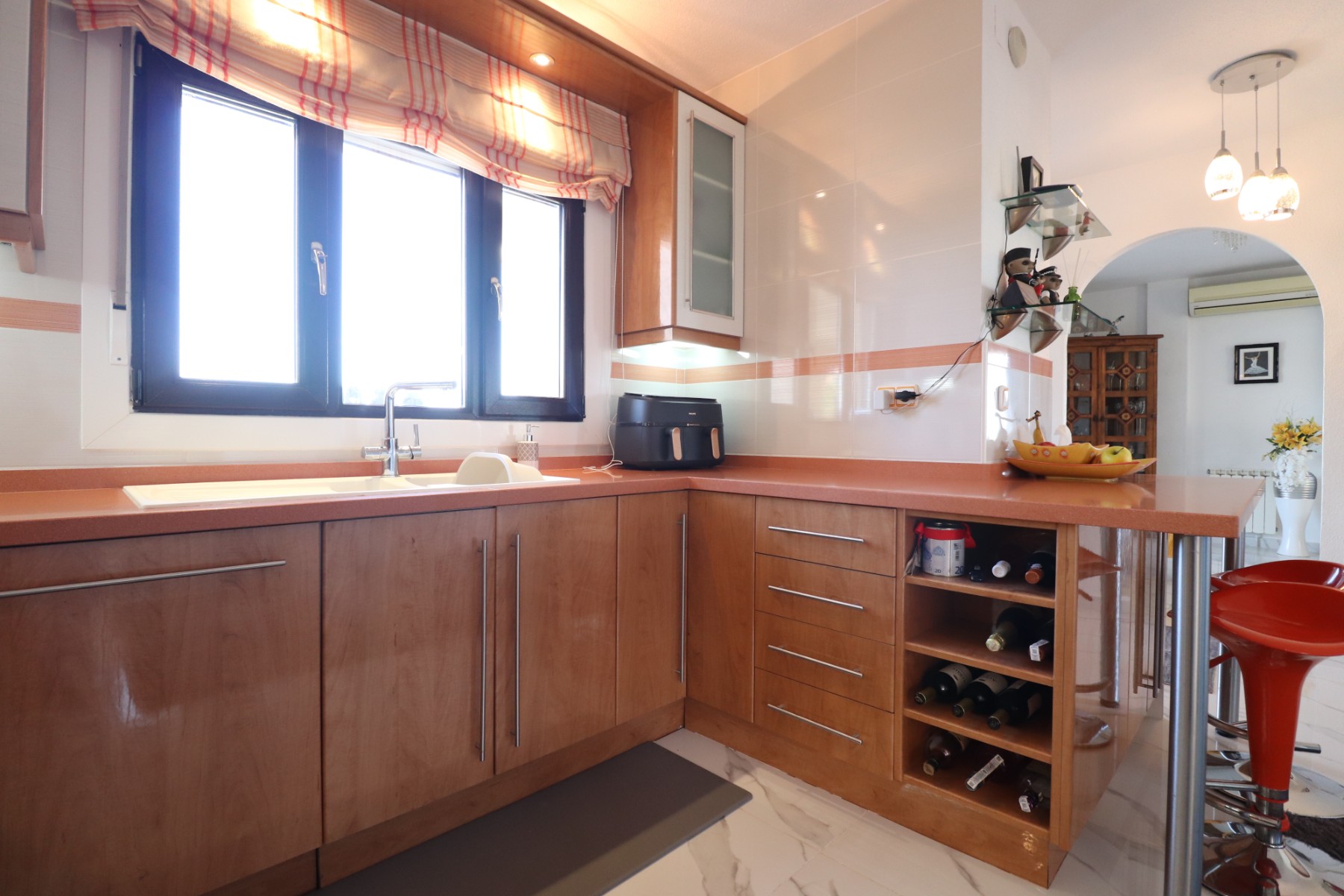 Villa en Algorfa, Alicante, España 5 dormitorios, 375 m2 No. 146581
