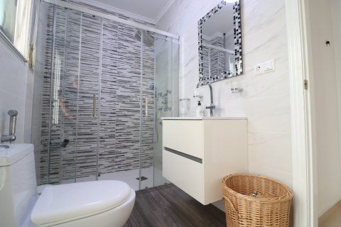 Villa for sale in Algorfa, Alicante, Spain 4 bedrooms, 412 sq.m. No. 146577 - photo 22