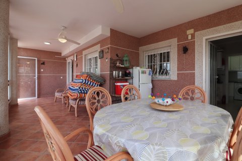 Villa for sale in Algorfa, Alicante, Spain 4 bedrooms, 412 sq.m. No. 146577 - photo 6