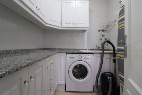 Villa for sale in Algorfa, Alicante, Spain 4 bedrooms, 412 sq.m. No. 146577 - photo 15