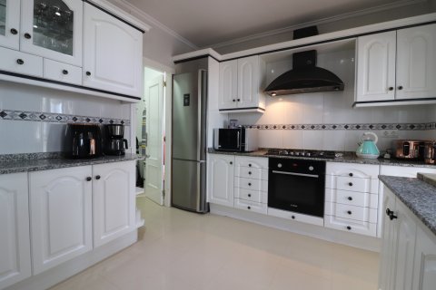 Villa for sale in Algorfa, Alicante, Spain 4 bedrooms, 412 sq.m. No. 146577 - photo 10