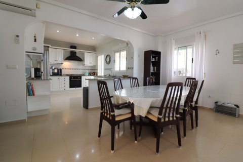 Villa for sale in Algorfa, Alicante, Spain 4 bedrooms, 412 sq.m. No. 146577 - photo 16