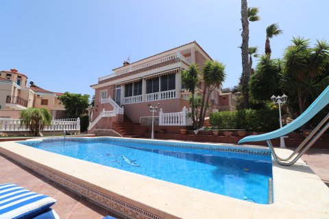 Villa for sale in Algorfa, Alicante, Spain 4 bedrooms, 412 sq.m. No. 146577 - photo 3