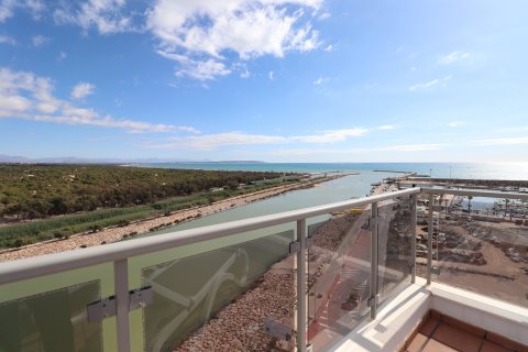 Radhus till salu i Guardamar del Segura, Alicante, Spanien 3 sovrum, 90 kvm. Nr. 146576 - foto 25