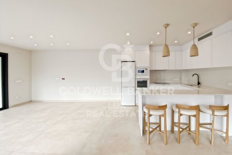 House for sale in Roses, Girona, Spain 4 bedrooms, 200 sq.m. No. 157166 - photo 7