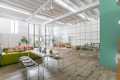 Продажа квартиры в Барселона, Испания 1 спальня, 174м2 №157167 - фото 15