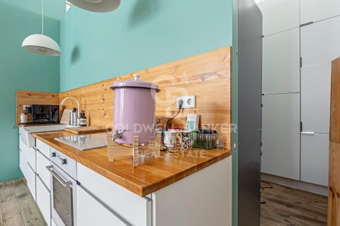 Продажа квартиры в Барселона, Испания 1 спальня, 174м2 №157167 - фото 8