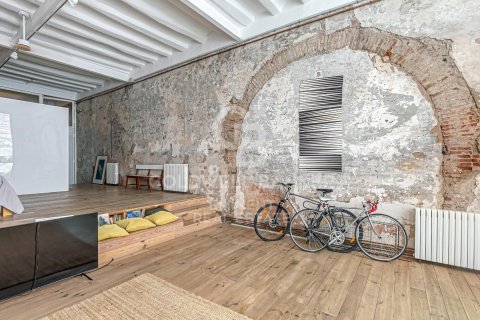 Продажа квартиры в Барселона, Испания 1 спальня, 174м2 №157167 - фото 29