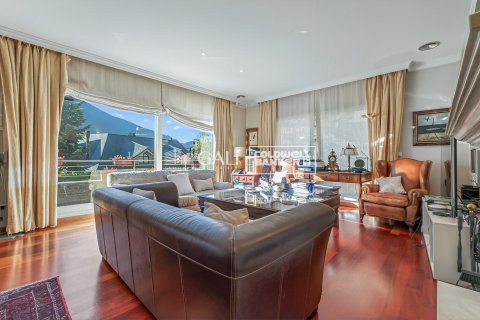 Villa pārdošanā Principado De Andorra (Ninguna Poblacion Tiene C.P.), Lleida, Spānijā 5 istabas, 370 m2 Nr. 157162 - attēls 4
